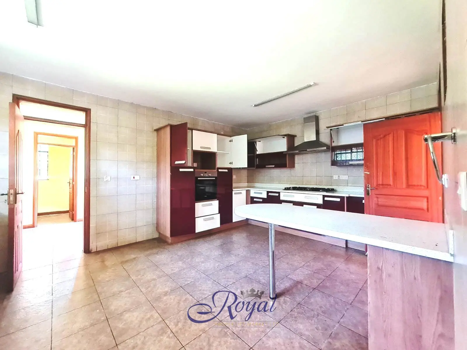 Elegant 4-Bedroom Townhome for Sale – Karen
